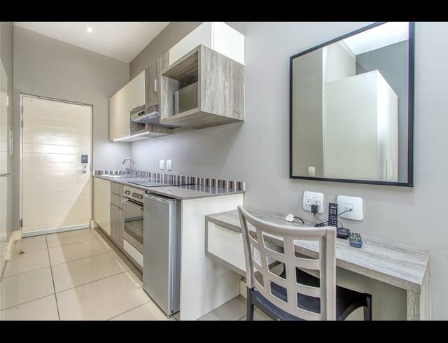 1 BEDROOM APARTMENT RENTED IN ROSEBANK